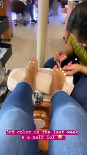 Evelyn Lozada feet photo thumbnail