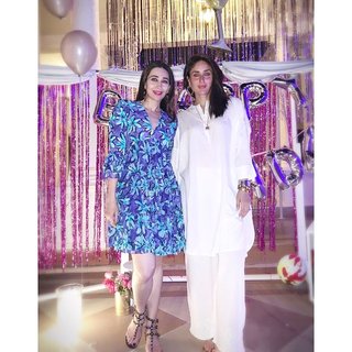 Karisma Kapoor feet photo thumbnail