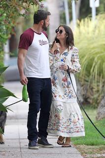 Ana de Armas feet photo thumbnail