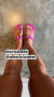 Kelly Bensimon feet photo thumbnail