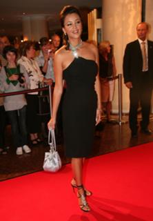 Verona Pooth feet photo thumbnail