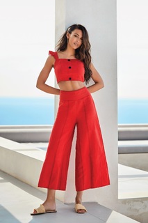 Michelle Keegan feet photo thumbnail
