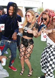 Chanel West Coast feet photo thumbnail