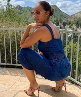 Evelyn Lozada feet photo thumbnail