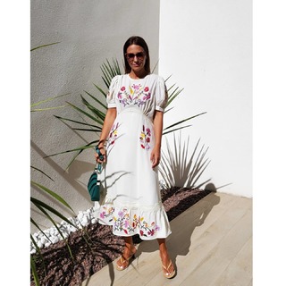 Paula Echevarría feet photo thumbnail