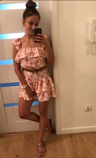 Karolina Kowalkiewicz feet photo thumbnail