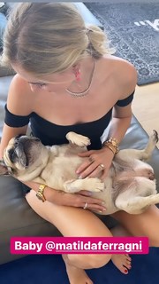 Chiara Ferragni feet photo thumbnail