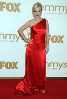 Angela Kinsey feet photo thumbnail