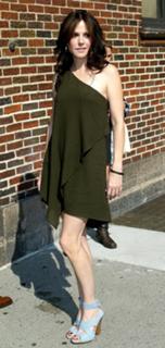 Mary-Louise Parker feet photo thumbnail