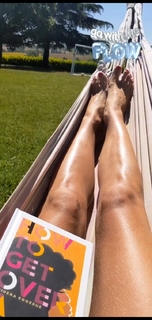 Ashley James feet photo thumbnail