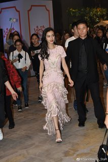 Angelababy feet photo thumbnail