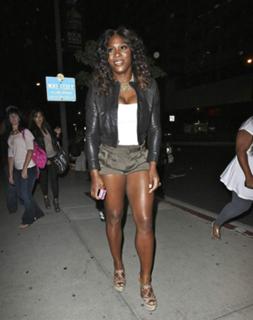 Serena Williams feet photo thumbnail