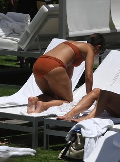 Frankie Bridge feet photo thumbnail