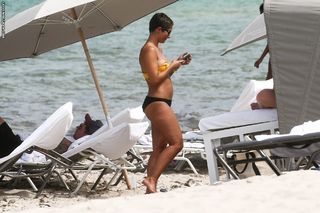 Frankie Bridge feet photo thumbnail