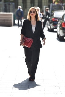 Myleene Klass feet photo thumbnail
