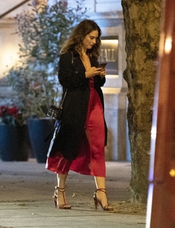 Lily James feet photo thumbnail