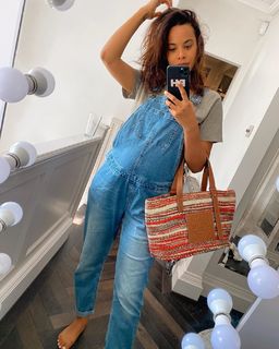 Rochelle Humes feet photo thumbnail