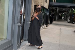 Sarah Jessica Parker feet photo thumbnail