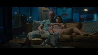 Morena Baccarin feet photo thumbnail