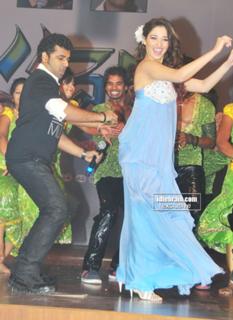 Tamannaah Bhatia feet photo thumbnail