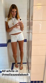 Kelly Bensimon feet photo thumbnail