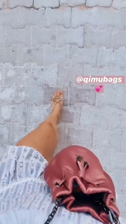 Seyma Subasi feet photo thumbnail
