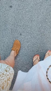Ilary Blasi feet photo thumbnail