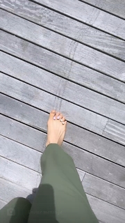 Thalía feet photo thumbnail