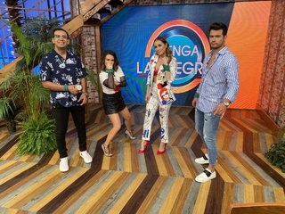 Laura González feet photo thumbnail