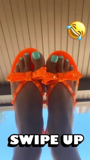 Evelyn Lozada feet photo thumbnail