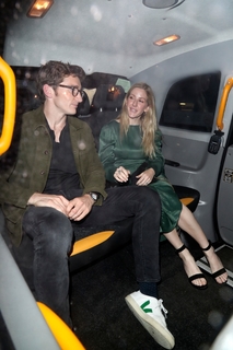 Ellie Goulding feet photo thumbnail