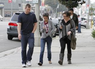 Selena Gomez feet photo thumbnail