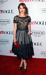 Debby Ryan feet photo thumbnail
