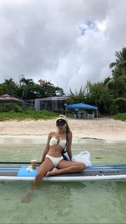 Pia Mia feet photo thumbnail