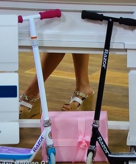 Kerstin Lindquist feet photo thumbnail