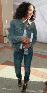 Jada Pinkett Smith feet photo thumbnail