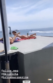 Bruna Marquezine feet photo thumbnail