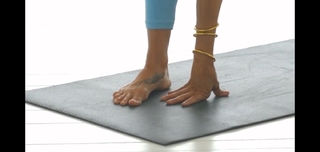 Brooke Burke feet photo thumbnail