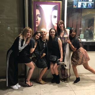 Laura Marano feet photo thumbnail