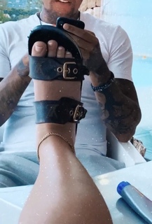 Charlotte Crosby feet photo thumbnail