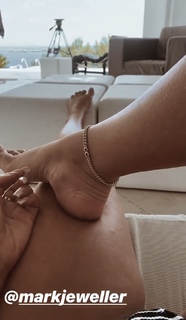 Charlotte Crosby feet photo thumbnail