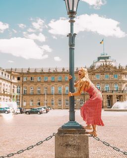 Lola Weippert feet photo thumbnail