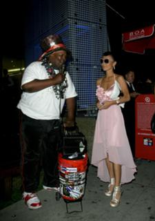 Bai Ling feet photo thumbnail