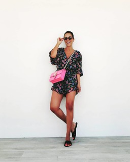 Paula Echevarría feet photo thumbnail