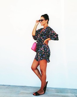Paula Echevarría feet photo thumbnail