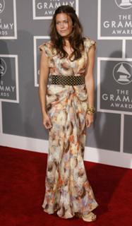 Mandy Moore feet photo thumbnail