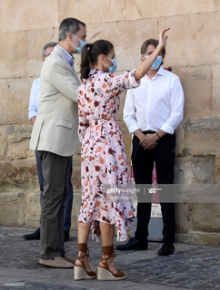 Queen Letizia of Spain feet photo thumbnail