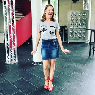 Alina Merkau feet photo thumbnail