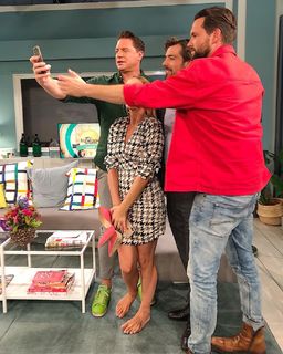 Alina Merkau feet photo thumbnail