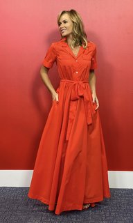 Amanda Holden feet photo thumbnail